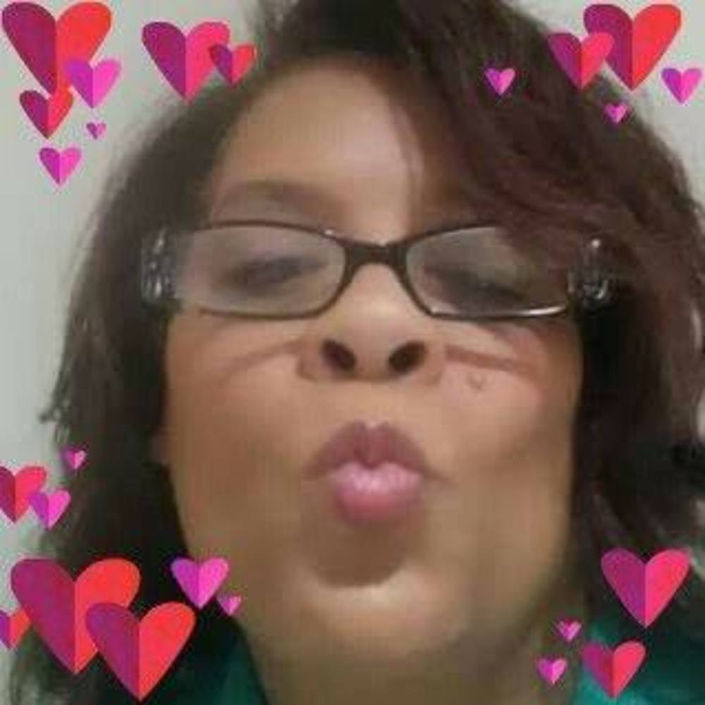 Meet your Posher, Monique